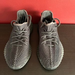 Adidas Yeezy Boost 350 V2 Black (Non-Reflective)